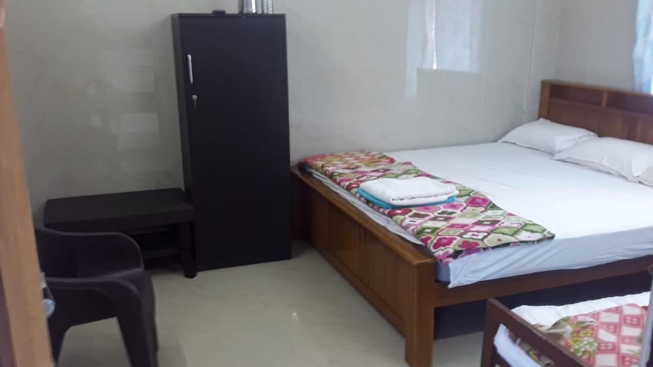 Vk Holiday Home Malpe Esterno foto