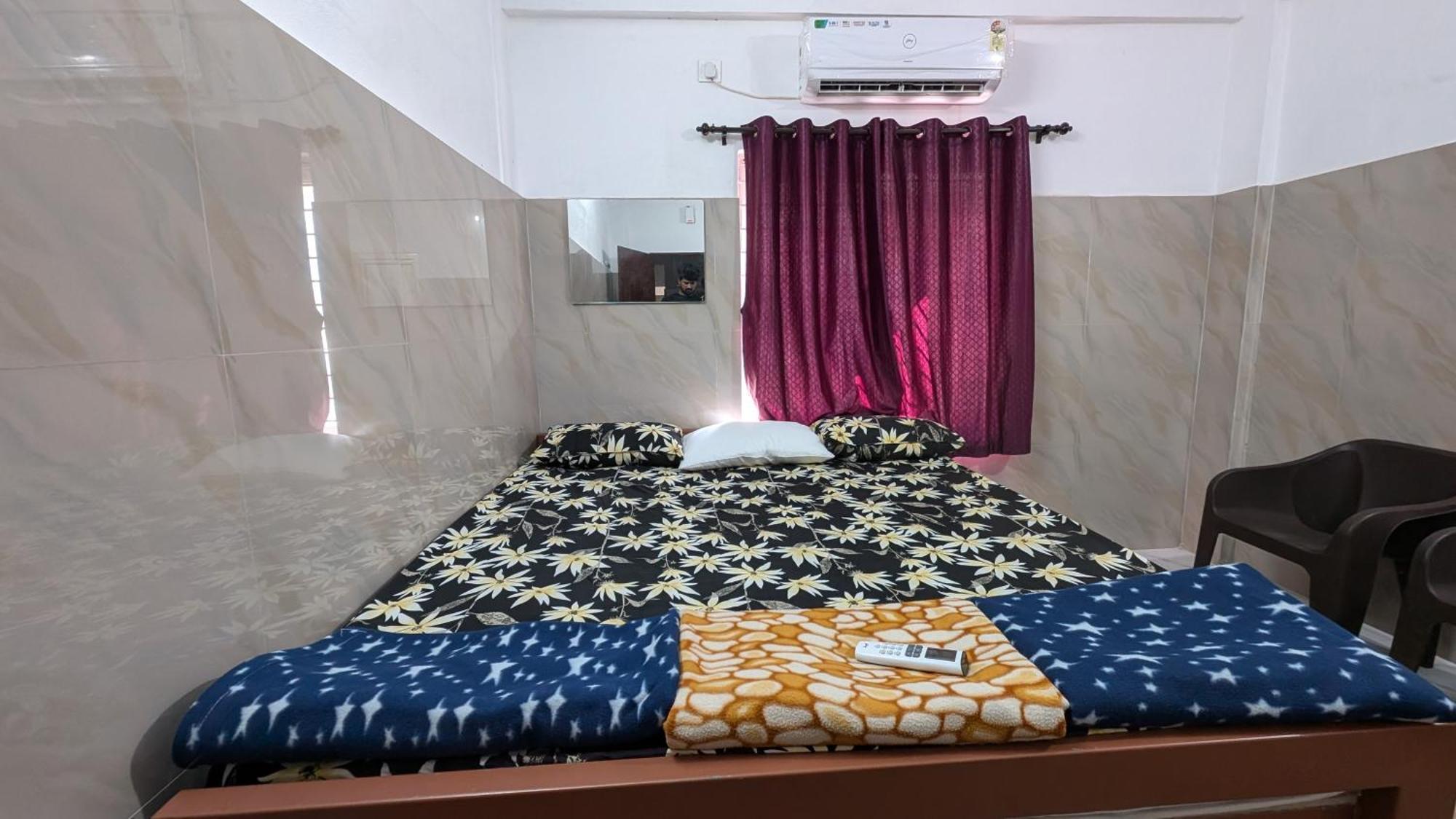 Vk Holiday Home Malpe Esterno foto