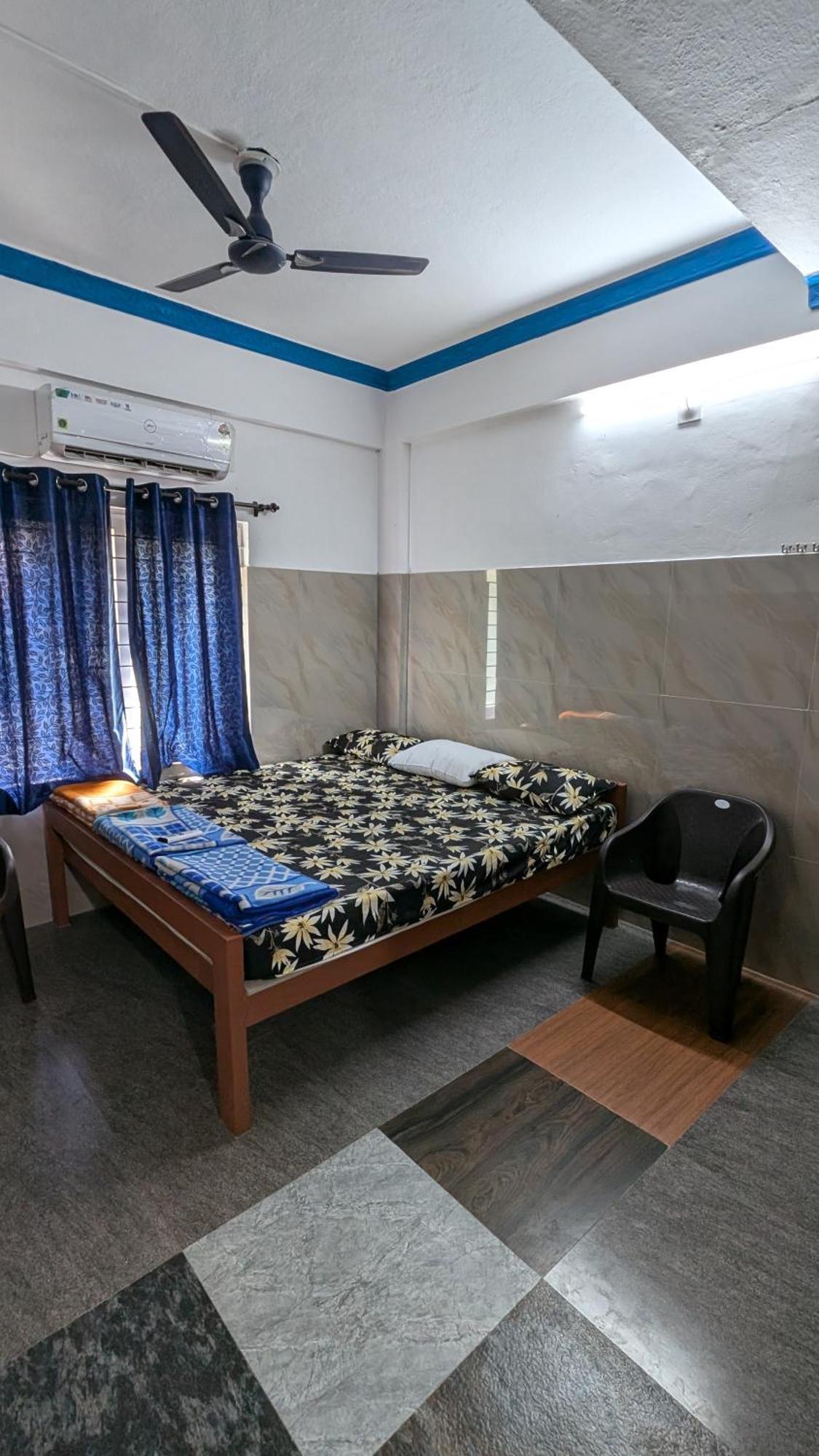 Vk Holiday Home Malpe Esterno foto